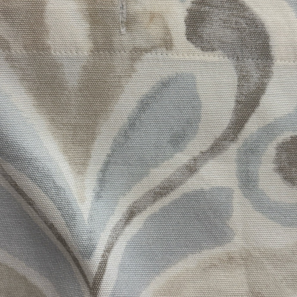 Shower curtain- Liz Claiborne Shower curtain 72x72 - Picture 3 of 4
